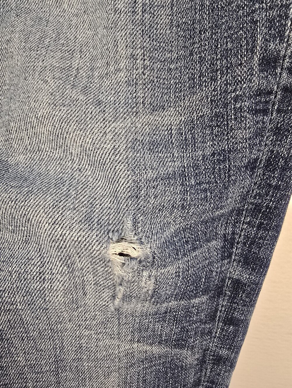 Rock Revival Westmont Slum Taper Dark Blue Embroidered Pocket Jeans. Mens 32/31 - Picture 4 of 16